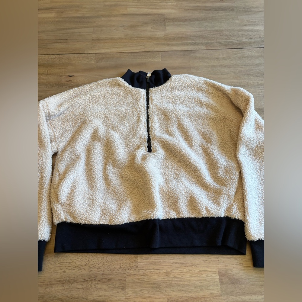 Fabletics Sherpa Cropped Jacket
